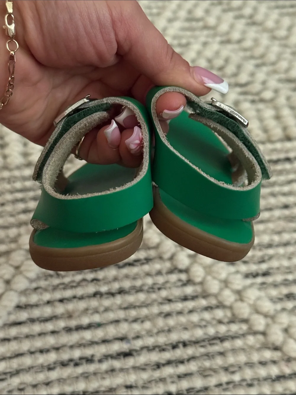 Kelly Green Footmates Leather Sandals size 5